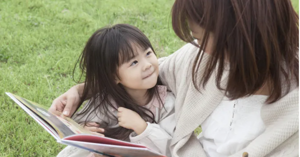 5 dấu hiệu trẻ thông minh sớm: Cha mẹ cần biết để nuôi con đúng cách