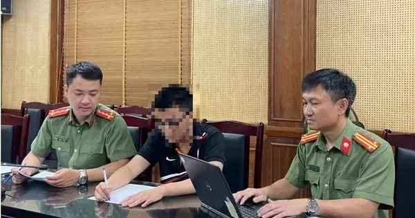 Công an Hà Nội khởi tố vụ thí sinh chụp ảnh đề thi đăng lên ứng dụng giải toán