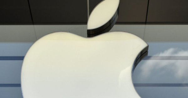 Triệt phá đường dây buôn sạc Apple 'nhái' quy mô hàng trăm tỷ đồng: Thu giữ hơn 373.000 bộ sạc đang chuẩn bị tuồn ra thị trường, xuất xứ phần lớn từ Trung Quốc
