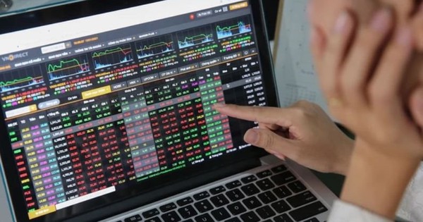 Loạt phí dịch vụ chứng khoán tăng do bị áp thuế VAT