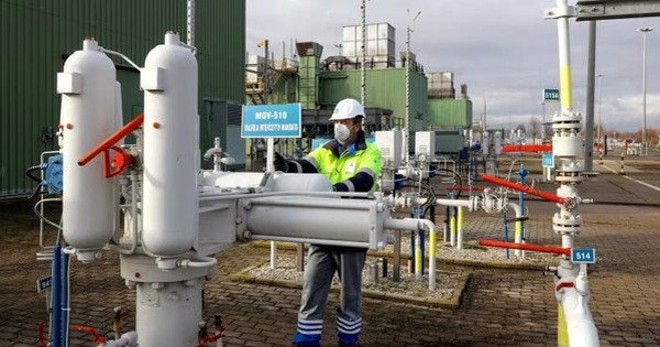 Mất hơn nửa tỷ USD phí trung chuyển năng lượng Nga, một quốc gia châu Âu yêu cầu EU làm 3 việc thì mới chấp thuận kế hoạch loại bỏ khí đốt Nga