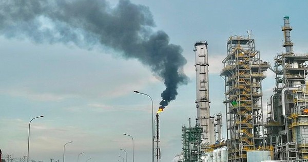 “Gã khổng lồ” hóa chất vốn hơn 19.200 tỷ đồng vừa âm thầm hút 250 tỷ đồng trái phiếu