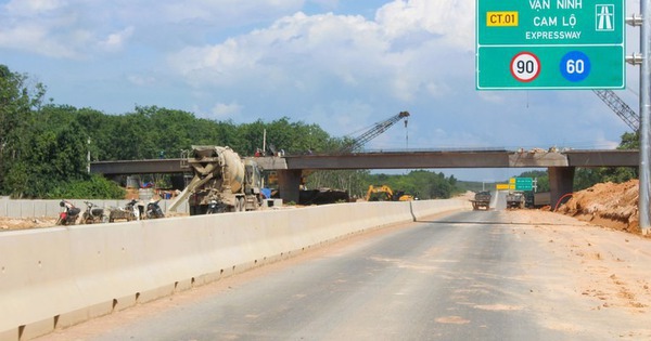 Tin vui cho người dân Hà Tĩnh, Quảng Trị, Quảng Bình và Đà Nẵng: Chỉ hơn 1 tháng nữa, 3 dự án thành phần cao tốc Bắc - Nam sẽ thông xe