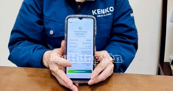 Tài khoản ngân hàng được cộng gần 9 triệu, sau đó nhận thêm 7 nghìn đồng chuyển khoản: Người phụ nữ sợ bị lừa liền báo công an