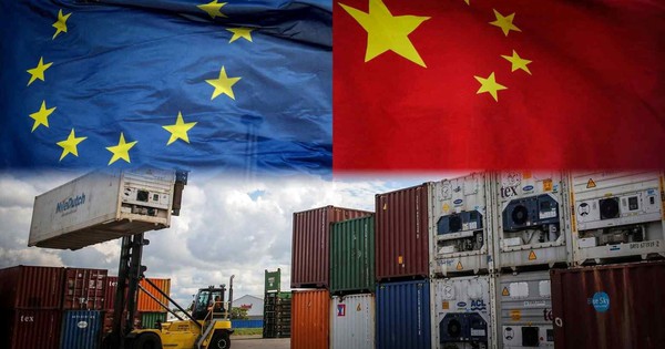 Châu Âu mắc kẹt giữa thương chiến Mỹ-Trung: Làm căng với Bắc Kinh cũng không được mà nhượng bộ Mỹ cũng không xong