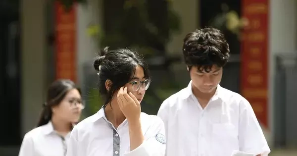 Chênh lệch 15,5 điểm, hiệu trưởng trường tuyển 3 môn 10 điểm nói: 'Không bất ngờ'