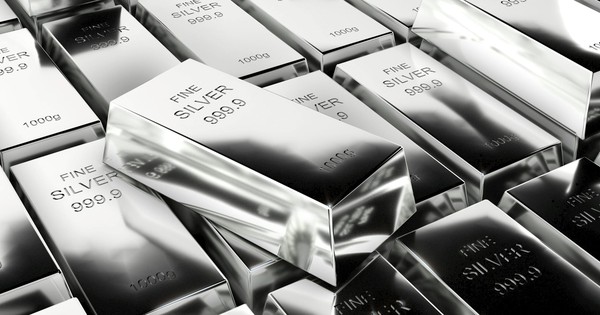 Bất ổn gia tăng: Cả thế giới "đổ xô" đầu tư vào thứ kim loại quý này trong năm 2025
