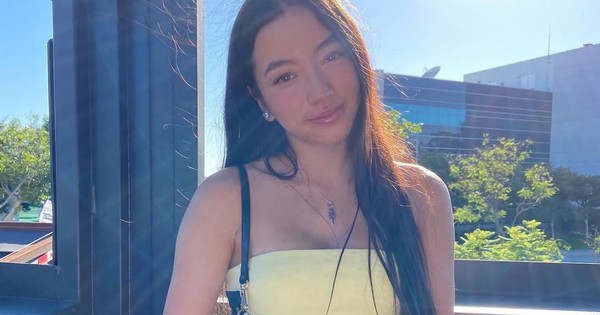 Con gái 1 sao Việt gây sốt vì body siêu thực: Ít ai biết cô còn học hành giỏi, được mẹ dạy khéo!