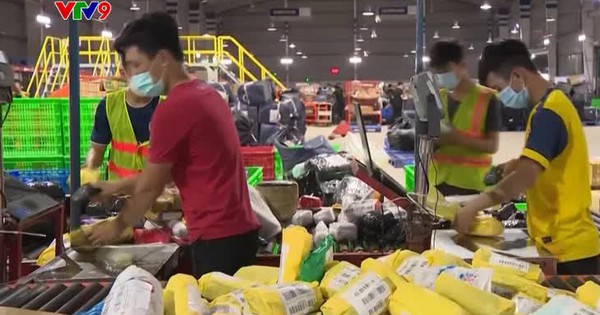 Thu thuế VAT tự động với hàng nhập khẩu dưới 1 triệu đồng qua chuyển phát nhanh