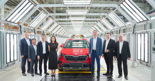 Bộ trưởng Công Thương Cộng hoà Séc thăm nhà máy ô tô đầu tiên của Việt Nam ở Quảng Ninh