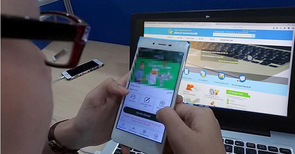 Quét mã QR theo hướng dẫn từ số điện thoại 090.622.1709, người đàn ông kiểm tra tài khoản ngân hàng thì phát hiện bị trừ hơn 13 triệu