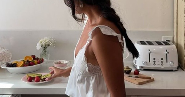 Việt Nam có 5 loại trái cây rẻ mà dân giữ dáng hay ăn theo combo để da sáng, eo thon