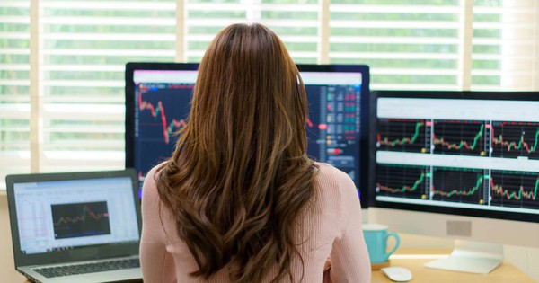 Kết quả khảo sát: Hầu hết phụ nữ tham gia đầu tư đều nuối tiếc vì điều này