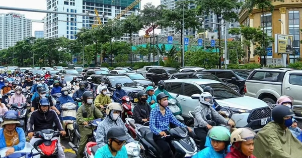 Phân làn xe máy, ô tô có theo vết xe đổ?