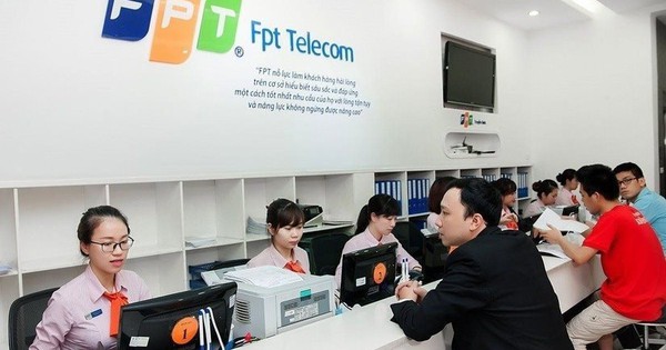 FPT Telecom trước khi Bộ Công an nhận chuyển giao số cổ phiếu trị giá hơn 23.000 tỷ: Lợi nhuận gần 4.000 tỷ, cổ tức và cổ phiếu thưởng lên đến 100%