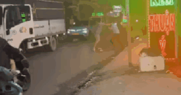 Xôn xao clip tài xế xe công nghệ bị tấn công tới tấp bằng mỏ lết vào đầu: Sức khỏe nạn nhân hiện ra sao?