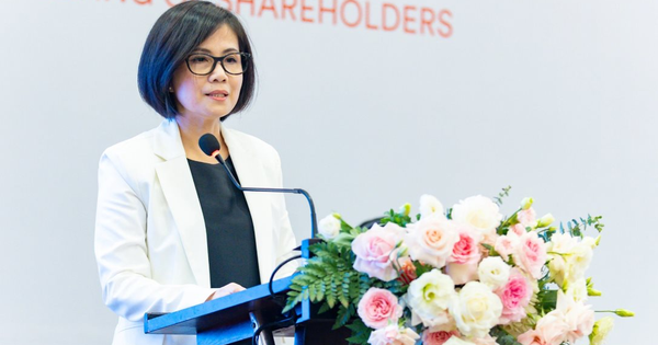 Vừa xây xong trung tâm triển lãm lớn nhất Việt Nam, công ty con của Vingroup lập tức thay Tổng giám đốc