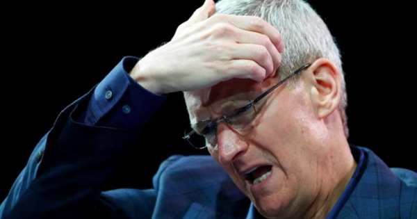 Đã đến lúc Apple 'phế truất' CEO Tim Cook?