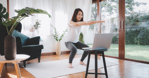 40 tuổi, tôi chăm tập 3 bài tập cân bằng mỗi sáng: Sau 7 ngày cơ thể thay đổi không ngờ, khuyên mọi người nên làm theo