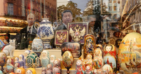 "Giấc mơ Trung Hoa" phủ bóng Moscow: Người Nga háo hức như thể vừa phát hiện ra một hành tinh khác