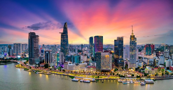 Không phải xuất khẩu, chuyên gia quốc tế chỉ ra trụ cột chính sẽ giúp Việt Nam đạt mục tiêu GDP 2025 tăng trên 8%, quy mô GDP khoảng trên 510 tỷ USD