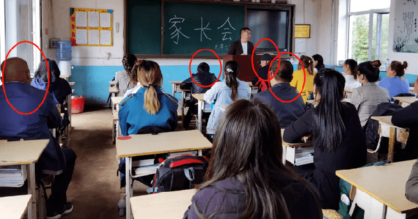 Giáo viên 25 năm phán: Không tâm linh nhưng nhìn bóng lưng cha mẹ có thể thấu tương lai của con