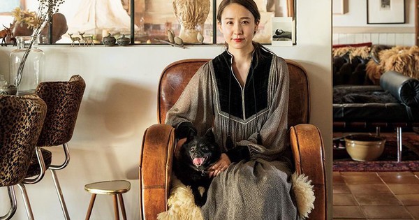 Ngôi nhà tối giản của người phụ nữ 50 tuổi: Không sofa, không TV – nhưng ai cũng thấy sang và tự do