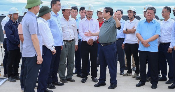 Thủ tướng giao nhiệm vụ cho bầu Hiển