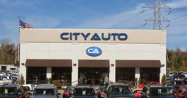 Cổ phiếu nhà phân phối xe Ford, Hyundai top đầu Việt Nam bất ngờ tăng vọt: Điều gì đang diễn ra?