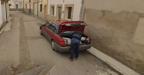 Google Maps không chỉ giúp “quay về quá khứ” mà còn tìm ra ông trùm mafia, thi thể nạn nhân và hơn thế nữa: Những kỳ án rùng mình nhất được phát hiện