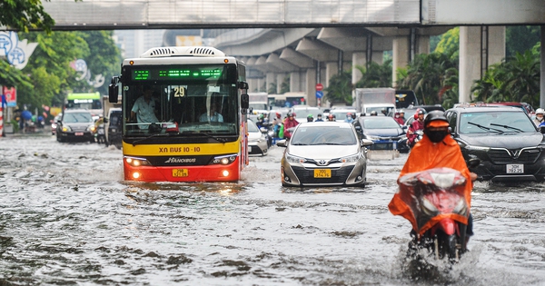 Ngày mai, miền Bắc và nhiều khu vực khác có mưa to