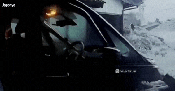 Cận cảnh mức tàn phá của sóng thần sau động đất khiến bất cứ ai cũng rùng mình: Nhà cửa bị cuốn phăng chỉ trong 1 phút