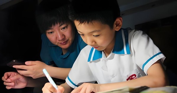 Con bạn có học giỏi được hay không, nhìn vào 4 điểm này là biết ngay: Đừng cố thúc ép một cách mù quáng!