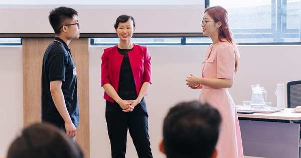 Đến nhân sự "cứng" cũng phải phòng thủ trước bão cắt giảm nhân sự