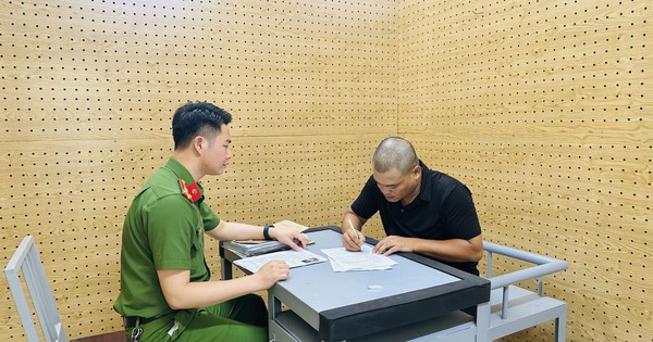 Nguyễn Tiến Vũ đã ra đầu thú