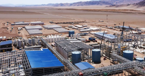 Giá lithium giảm sâu bất chấp nhu cầu tăng cao