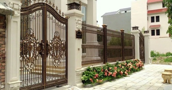Tổ tiên nhắc: Cổng cao hơn nhà là "phá phong thủy", lộc lá đội nón ra đi, vận khí tuột dốc không phanh