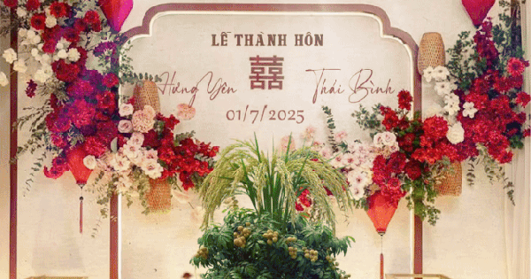 Khi 2 tỉnh về 1 nhà, menu cỗ cưới có sự thay đổi lớn: Khi vải thiều và bánh mì que chung mâm, tinh hoa!