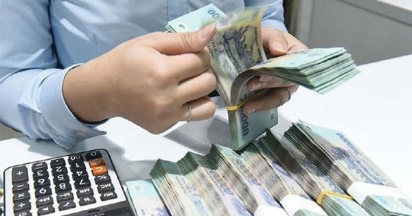 Đầu tháng 7, xuất hiện ngân hàng trả lãi suất tiết kiệm tới 9,65%/năm