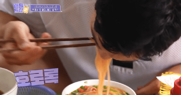 Phở Việt lên đài Hàn Quốc: Không phải phở bò hay bở gà, du khách nhận xét: "Tôi chưa thấy nó bao giờ"