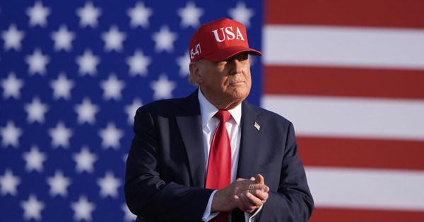 Ông Trump tuyên bố ký thư áp thuế cho 12 nước, sẽ được gửi đi ngay đầu tuần tới