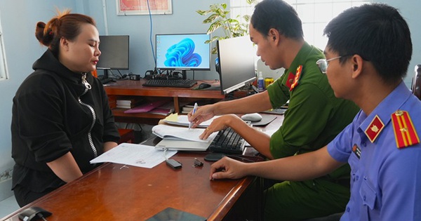 Khởi tố Ngô Ngụy Ý vì cố ý chiếm giữ tiền chuyển khoản nhầm