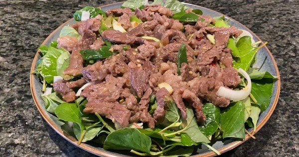 Loại rau mọc dại ở Việt Nam được Trung Quốc gọi là “rau thần”: Từ thân đến rễ đều là thuốc quý