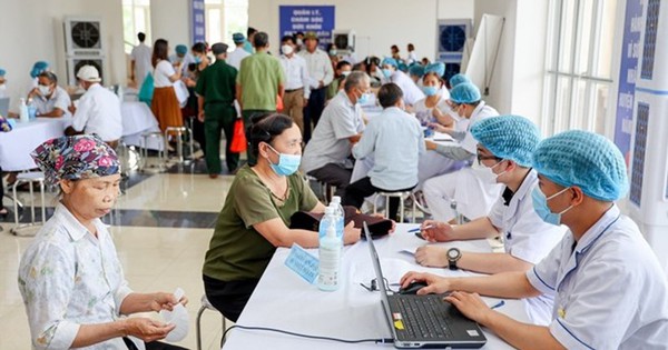 Chỉ vài tháng nữa, hơn 100 triệu dân Việt Nam sẽ chứng kiến một sự thay đổi lớn chưa từng có trong ngành y tế