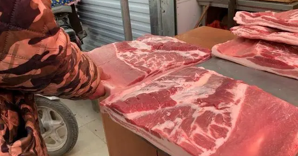 Từ vụ triệt phá 3 đường dây giết mổ, buôn bán lợn bệnh, lợn chết tại Hà Nội: Đi chợ thấy thịt lợn có 4 đặc điểm này, ngon rẻ mấy cũng đừng mua