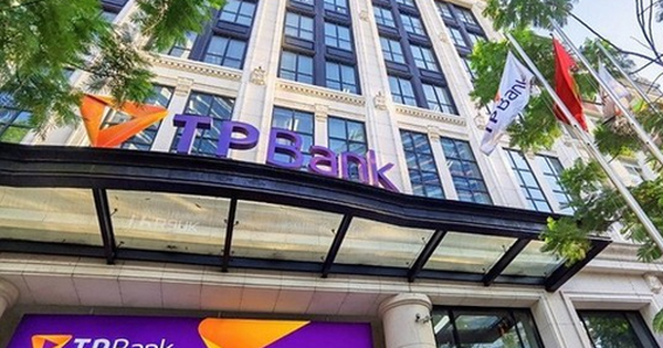 Cổ phiếu TPB của TPBank tăng trần sáng 9/7