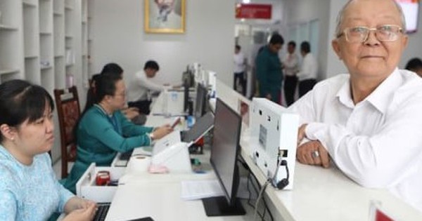 Áp dụng thống nhất chế độ tiền lương của công chức từ Trung ương đến cấp xã