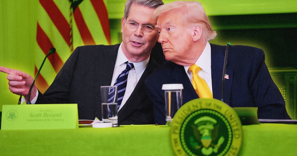 Vì sao Tổng thống Trump lùi hạn áp thuế đối ứng sang 1/8?