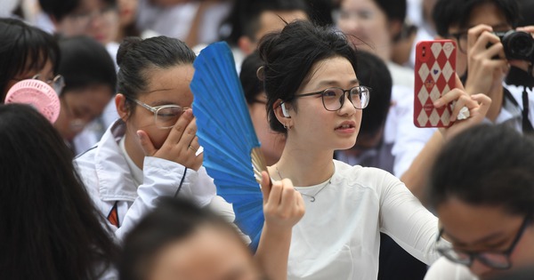 Ngôn ngữ Anh, Ngôn ngữ Trung, Ngôn ngữ Nhật và Ngôn ngữ Hàn, ngành nào dễ xin việc hơn?