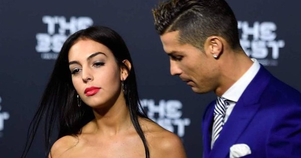 Georgina đòi mua túi xách hàng hiệu liền bị Ronaldo thẳng thừng từ chối, phản ứng của nàng WAGs khiến tất cả sừng sờ